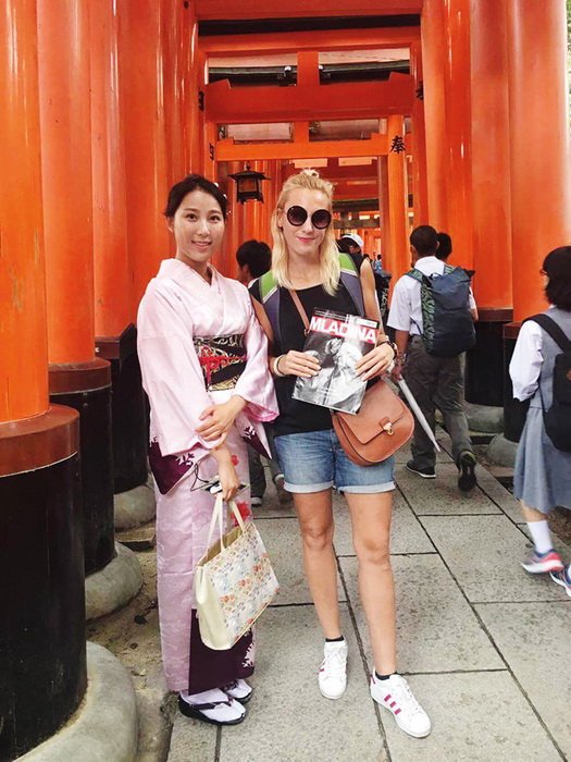 Dina S., Fušimi Inari Šrine, Kjoto, Japonska