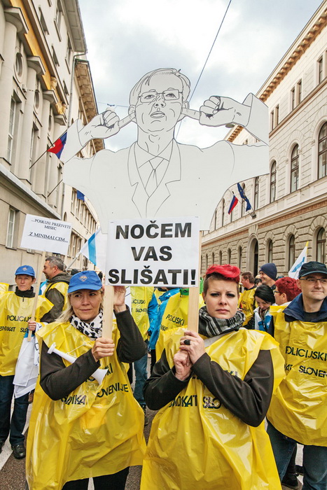 Protest pred vlado