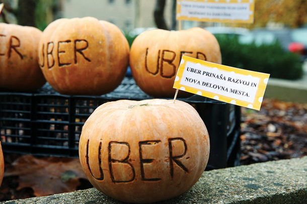 Opozorilo sindikatov, da so vladne izjave o zaposlitvenih perspektivah povezovanja z multinacionalko Uber dejansko »bučke«