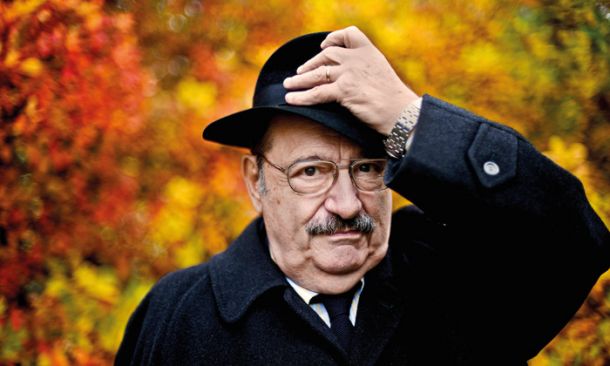 Umberto Eco: Nulta številka