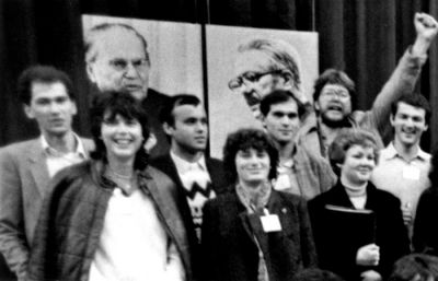 Komsomolec Janez Janša leta 1982 (na sliki levo)