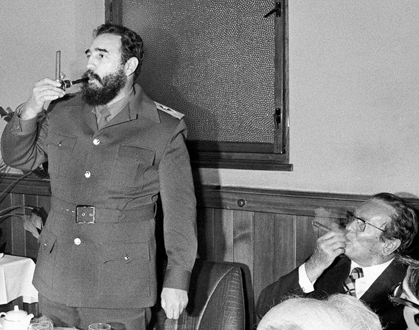 Ljubitelja havank: Fidel Castro in Josip Broz Tito leta 1976 