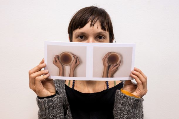 Špela Škulj, izid fotoknjige Movements, Galerija Photon, LJ 