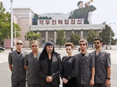 Dan osvoboditve dokumentira nastop prvega zahodnega rock benda – skupine Laibach – v Severni Koreji.