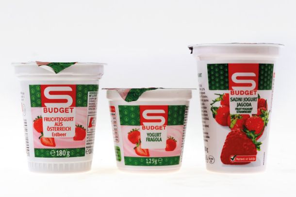 Avstrijski jogurt Sparove blagovne znamke S-Budget (180 g, 0,29 EUR) vsebuje 10 odstotkov sadja, italijanski (125 g, 0,22 EUR) ga vsebuje 6 odstotkov, slovenski (180 g, 0,24 EUR) pa le 5 odstotkov. 