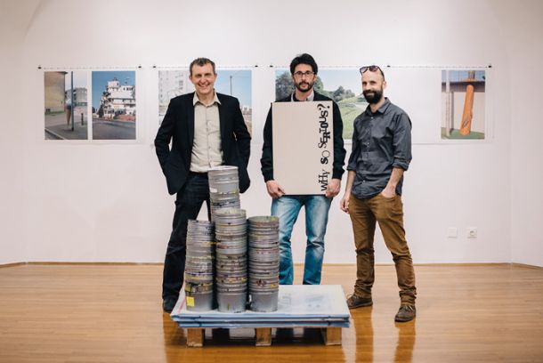 Jaka Babnik: Why So Serious?, oblikovalec Boštjan Pavletič, avtor in kustos Miha Colner, Galerija Miklova hiša, Ribnica