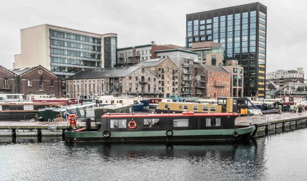 Googlova poslovna stolpnica v Dublinu na Irskem.