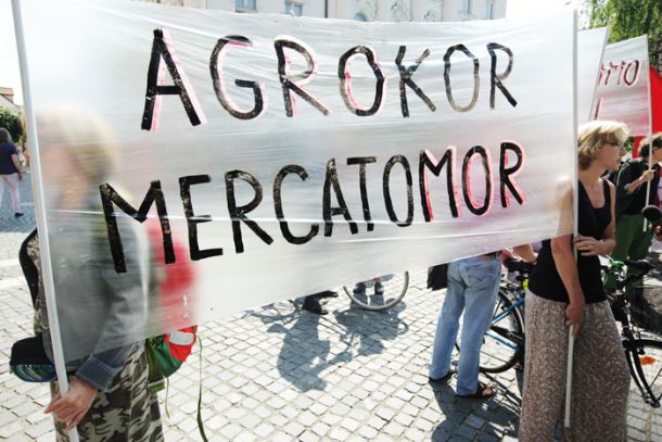 Sporočilo z enega izmed številnih protestov proti prodaji Mercatorja Agrokorju