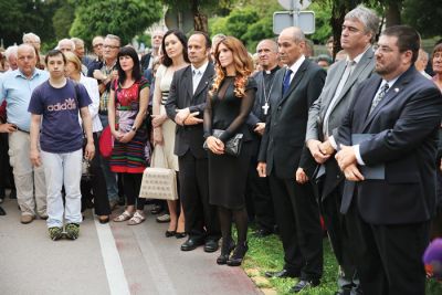 24. 8. 2015 pred ameriškim veleposlaništvom