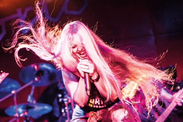 The Agonist (Kan), Orto bar, LJ 