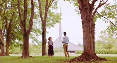 Columbus: ﬁlm, v katerem ima posebno vlogo arhitektura ameriškega mesta Columbus, ki velja za meko modernistične arhitekture.