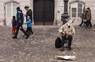 » Volk sit in koza cela «