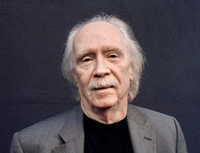 John Carpenter z netrendovsko, a kultno ﬁlmsko glasbo 