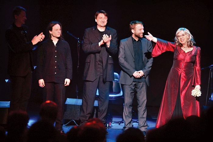 Svetlana Makarovič in Mar Django Quartet