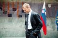 Predsednik evropske nogometne zveze UEFA Aleksander Čeferin v preddverju državnega zbora 