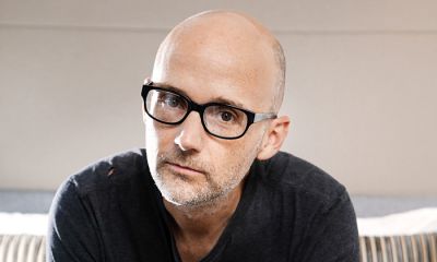 Mobyjev prispevek k skrb zbujajoči sedanjosti zveni resnobno, fantomsko