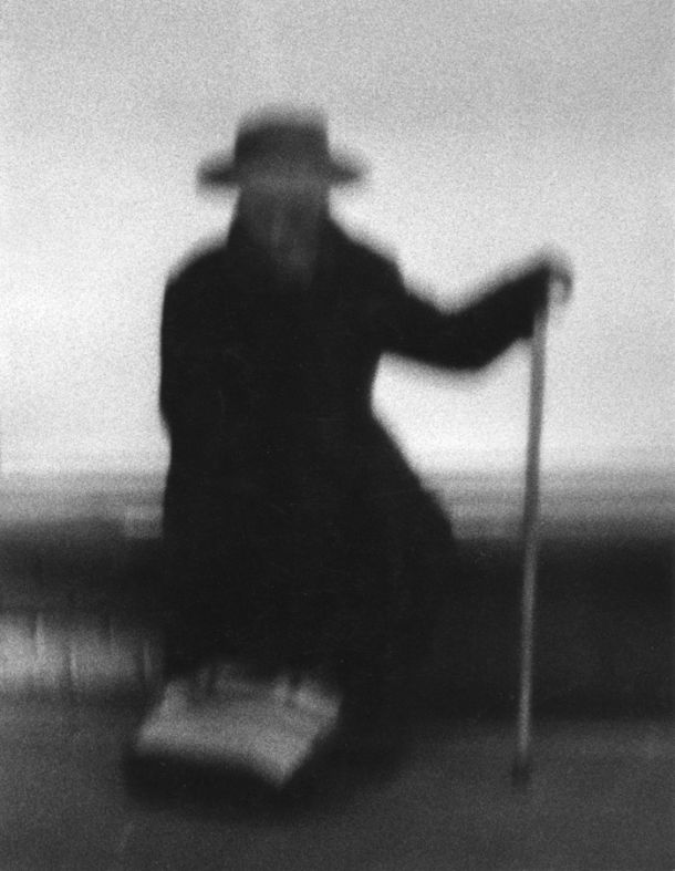 Po Ickovicevem mnenju je njegova najboljša fotografija Phantom of the Odeon, Paris (Fantom iz pariškega Odeona), ki jo je leta 1964 ustvaril z odhajajočega vlaka. Junija letos si jo bodo lahko v paketu njegovih del ogledali tudi obiskovalci pomembnega umetnostnega sejma Art Basel v Švici.