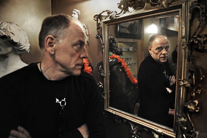 Mirko Ilić po predavanju v Mini teatru
