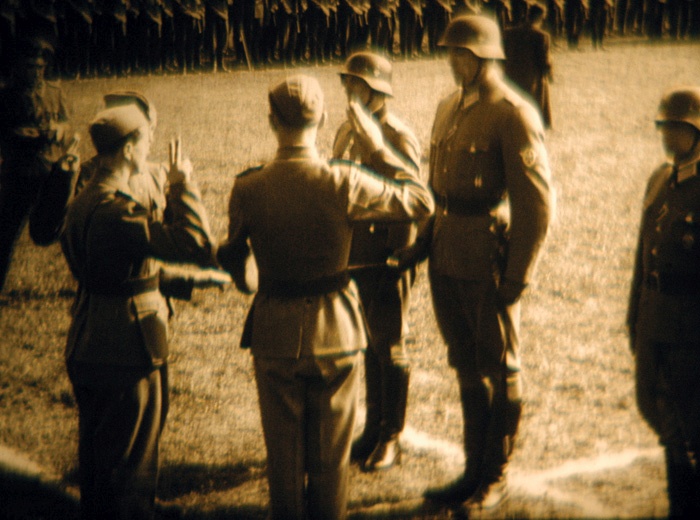 Prisega slovenskih domobrancev na Hitlerjev rojstni dan 20. aprila 1944 na štadionu za Bežigradom