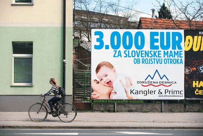 Plakat na ljubljanskih ulicah