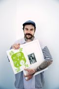 Tadej Vaukman: Grandheroes, izid fotoknjige, Ravnikar Gallery Space, LJ