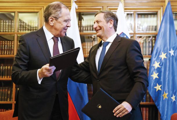 Karl Erjavec in Sergej Lavrov, ruski zunanji minister 