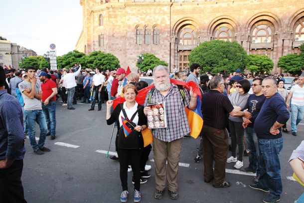 Protesti na Trgu republike, Erevan, Armenija