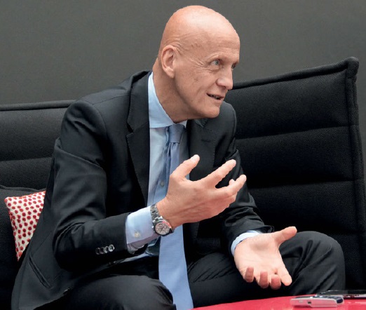 Pierluigi Collina v pogovoru za posebno številko Mladine