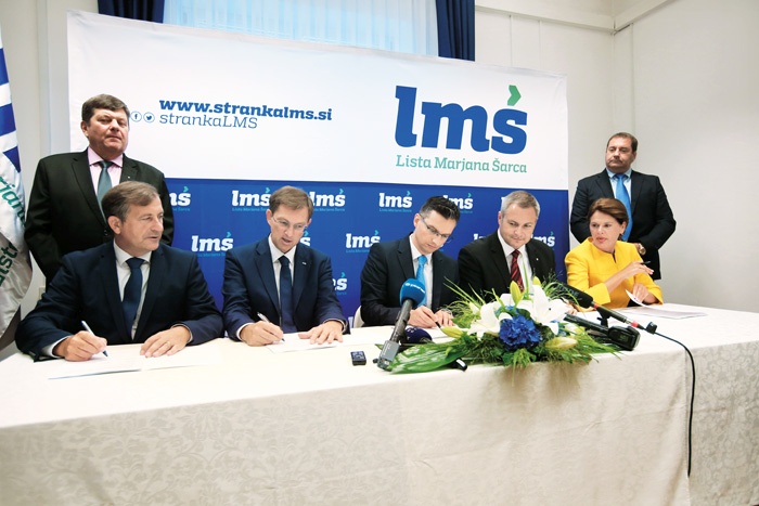 Podpis koalicijskega sporazuma petih strank, brez Levice. Predsednik vlade Marjan Šarec napoveduje, da bodo kljub naporom, ki jih čakajo in ki ne bodo majhni, »naredili dobro za Slovenijo«. Vsak od podpisnikov naj bi imel »iskren namen«.