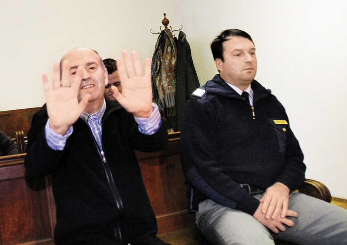 Franci Frantar, leta 2006 obsojen večletne zlorabe deklice, stare osem let.