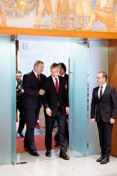 Dejan Židan: 1 % Vox populi: 0,5 ‰ Jens Stoltenberg: 2 %
