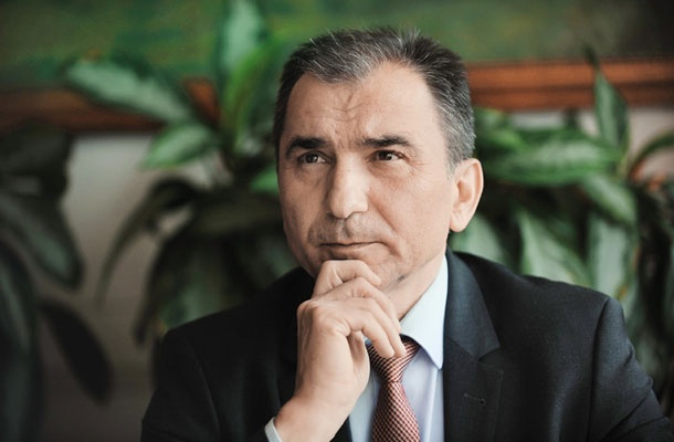 Med prejemniki nadomestila je tudi Janko Veber, nekdanji nepovezani poslanec, ki je izstopil stranke SD