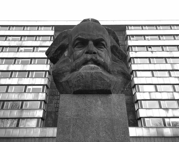 Spomenik Karlu Marxu v Nemčiji