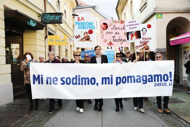 Shod v podporo duhovniku Tadeju Strehovcu, obtoženemu spodbujanja sovraštva 