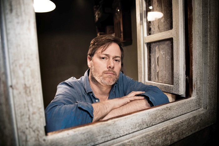 Gledališki režiser Milo Rau in avtor manifesta