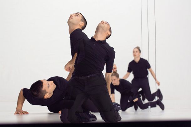 Christos Papadopoulos: Opus (2016), plesna predstava, odprtje CoFestivala 2018, Kino Šiška, LJ 