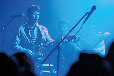 King Krule (levo) z iskrenostjo, predanostjo, izpovednostjo in brezhibno izvedbo težko pusti ravnodušne tudi najzahtevnejše ljubitelje glasbe.