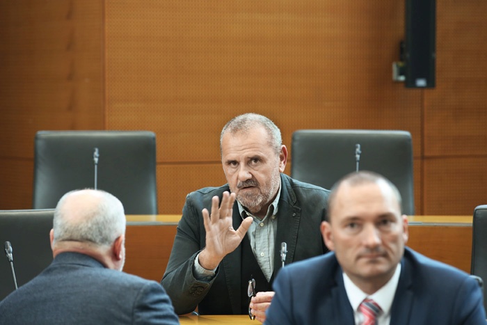 Minister za kulturo Zoran Poznič. Na ministrstvu pravijo, da se jim zdi znižanje DDV »dober pristop« in da se bodo o tem pogovorili z ministrstvom za finance.