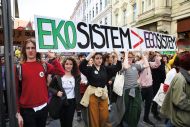 Svet zunaj gospodarske rasti