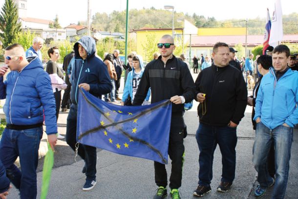 Shod proti gradnji registracijskega centra za begunce na slovensko-hrvaški meji v Jelšanah