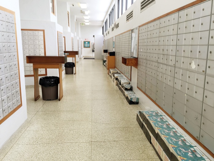 Poštni nabiralniki na Bermudih, kjer je registrirano tudi googlovo podjetje 