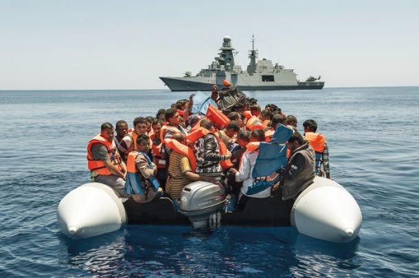 Letos med prečkanjem Sredozemskega morja umrl vsak osmi begunec 