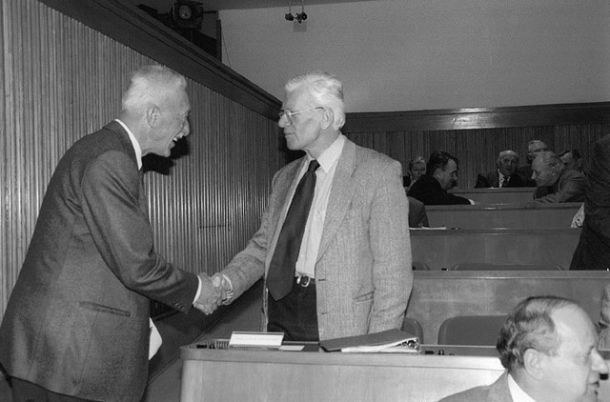 Marko Bulc, v. d. predsednika Občanskega foruma in akademik dr. Veljko Rus leta 2001 v parlamentu 