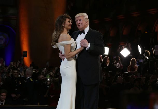 Predsednik ZDA Donald Trump je Google zavrtel kot svojo soprogo Melanio 