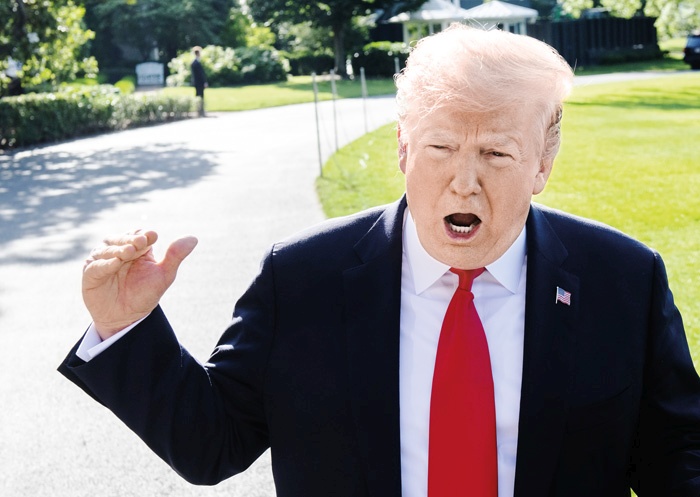 Muellerjevo poročilo terja impeachment, demokrati pa se bojijo, da bo impeachment Trumpa le glorificiral in okrepil, da mu bo torej celo pomagal dobiti volitve.