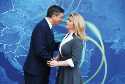 A moj mornar le misli name ... (Borut in Kolinda na srečanju Pobude treh morij v Ljubljani)