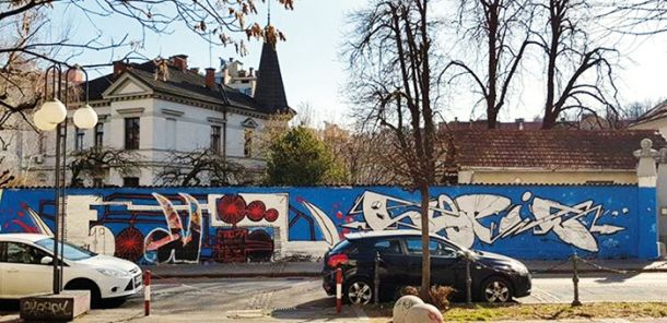 Grafit mladega anti-style grafitarja, ki ustvarja pod psevdonimom Evil. Grafit je nastal na t. i. legalni steni pri Tovarni Rog, kjer policija grafitarjev ne preganja.