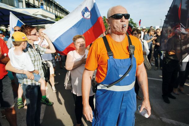 Protest za delavske pravice v Luki Koper 