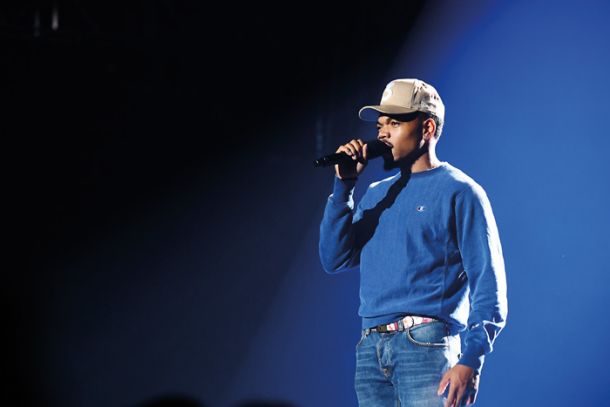 The Big Day je najstniški pop rap z enodimenzionalno okornimi besedili in hvalnica klenih vrednot, na kateri Chance samega sebe zadovoljno treplja po hrbtu. 