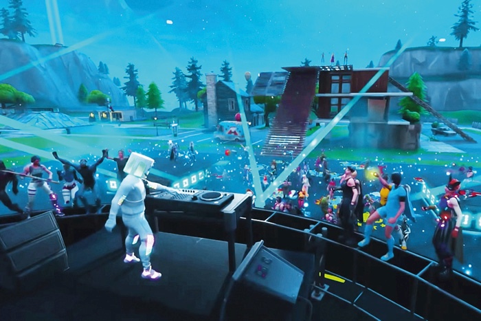 Antropolog Dan Podjed pravi, da bodo mlade generacije »koncert« DJ-a Marshmella v igri Fortnite označevale za Woodstock svojega časa. Četudi je šlo le za desetminutno animacijo, med katero je glasbenikov avatar milijonom virtualnih likov prek računalniških zaslonov predvajal nekaj svojih komadov.
